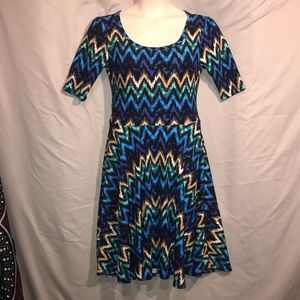 Lularoe Nicole circle skirt dress no pockets